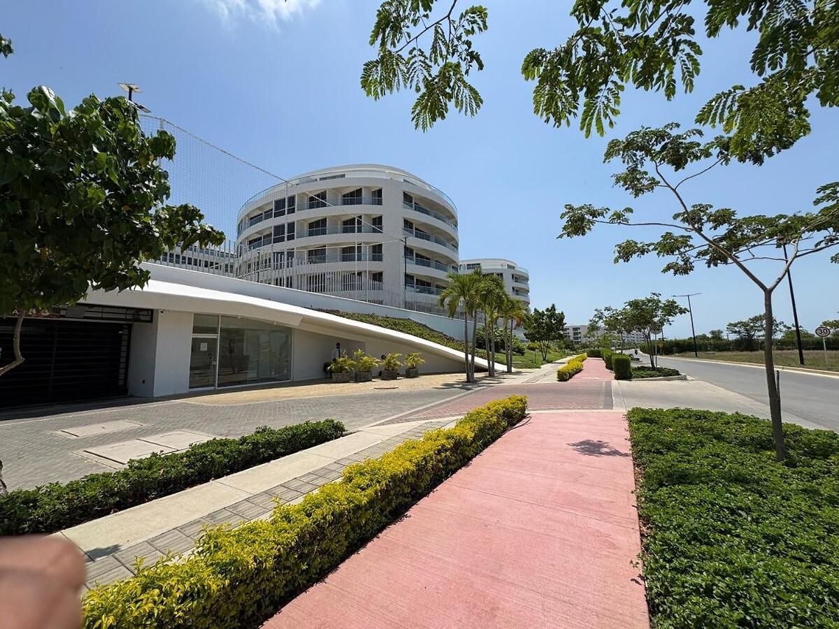 Apartamento Amplio Familiar Con Piscina En Serena Del Mar Cartagena