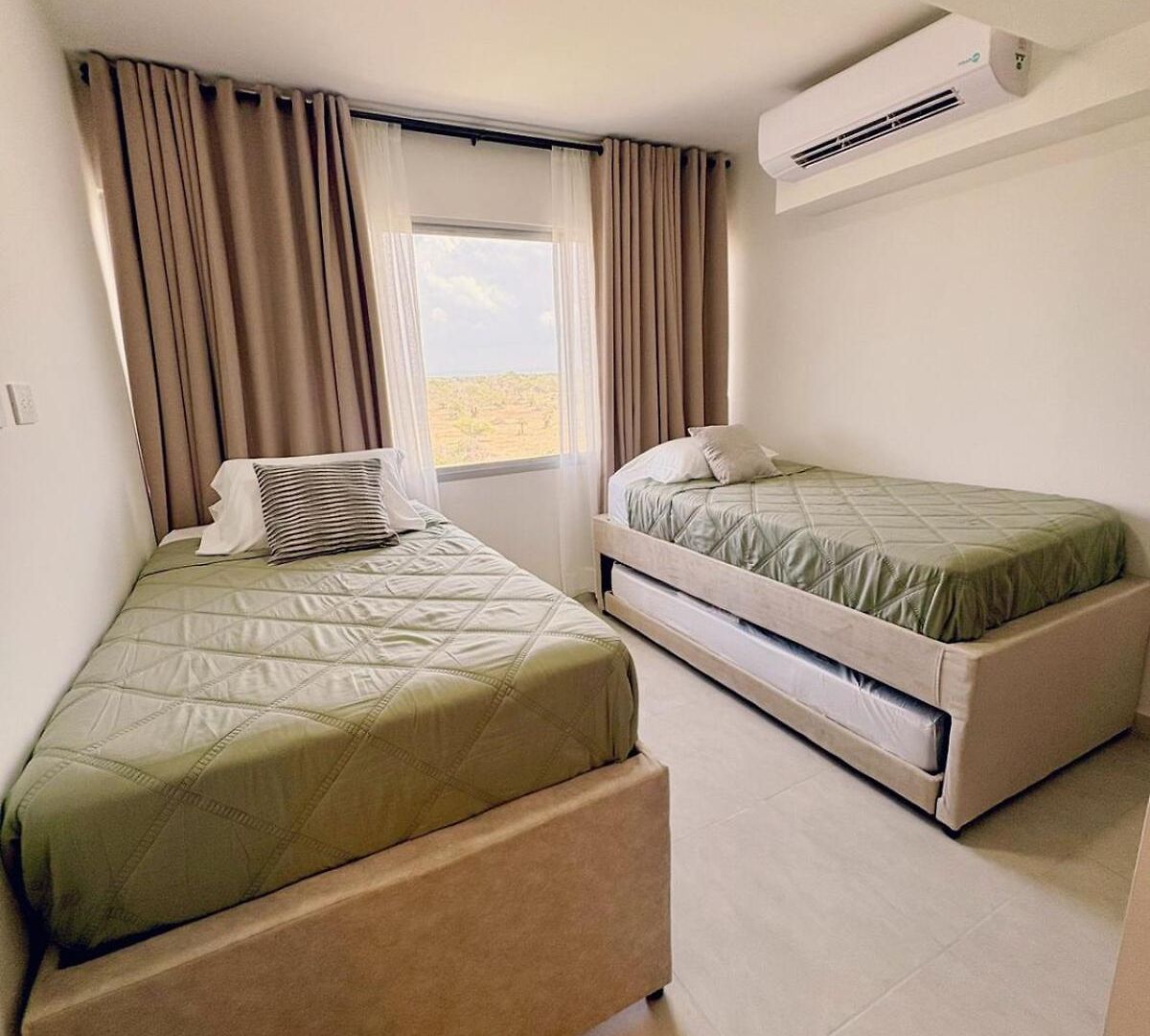 Amplio Familiar Con Piscina En Serena Del Mar Cartagena