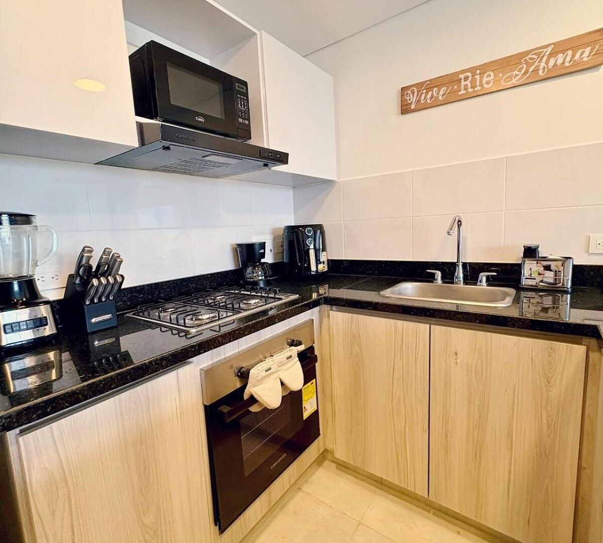 Apartamento Amplio Familiar Con Piscina En Serena Del Mar Cartagena