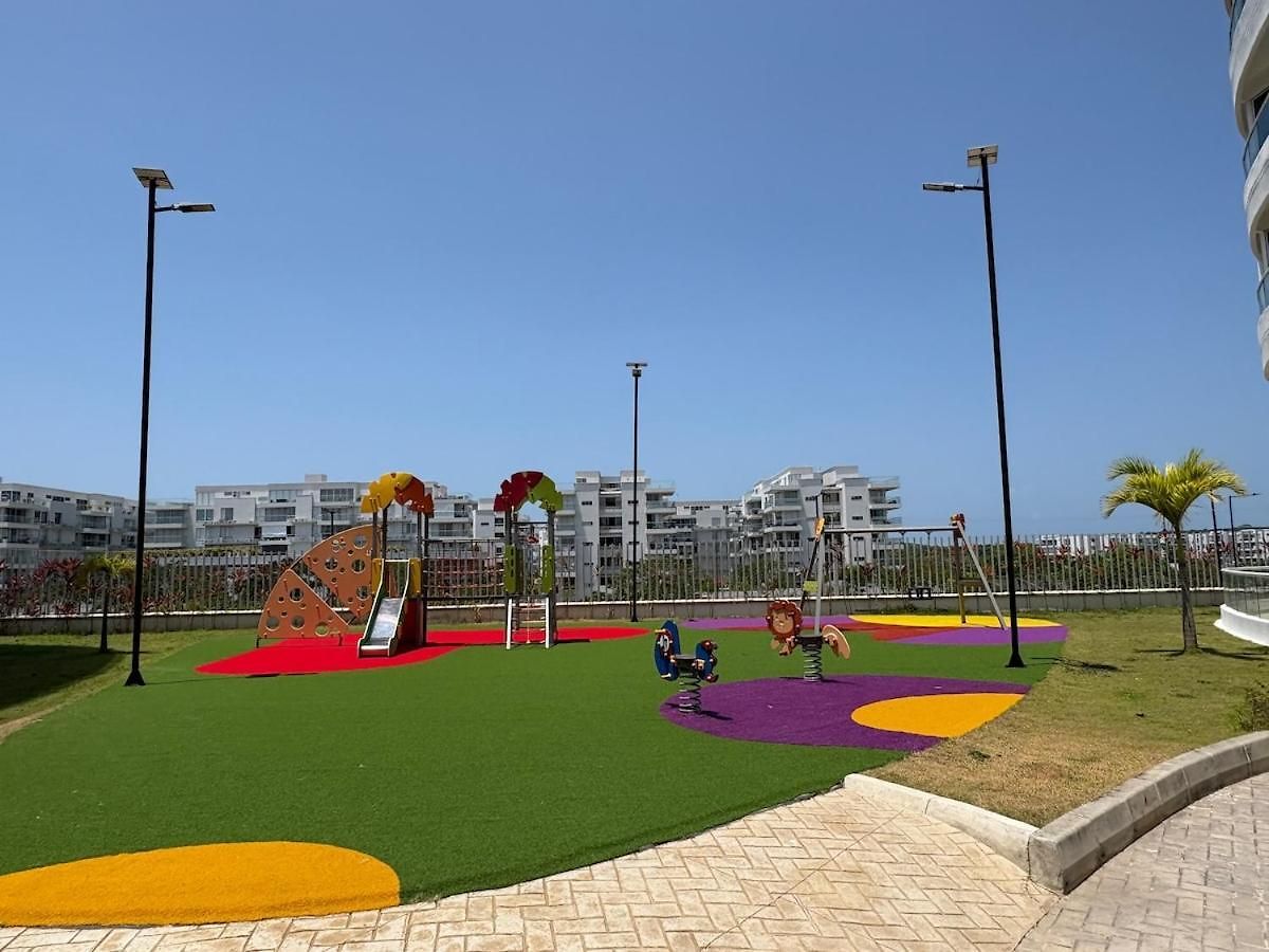 Amplio Familiar Con Piscina En Serena Del Mar Apartamento