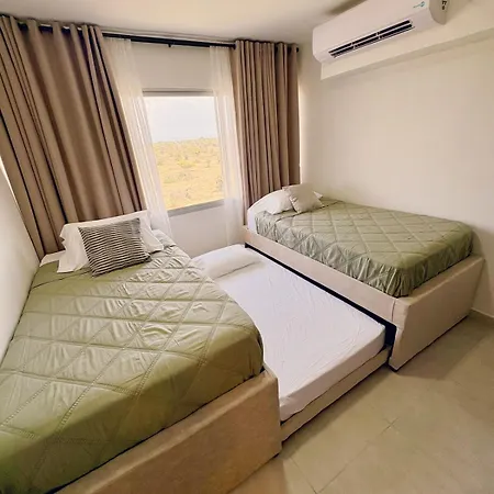 Apartamento Amplio Familiar Con Piscina En Serena Del Mar Cartagena