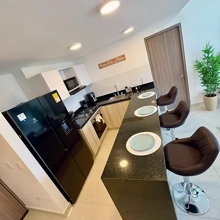 Apartamento Amplio Familiar Con Piscina En Serena Del Mar *