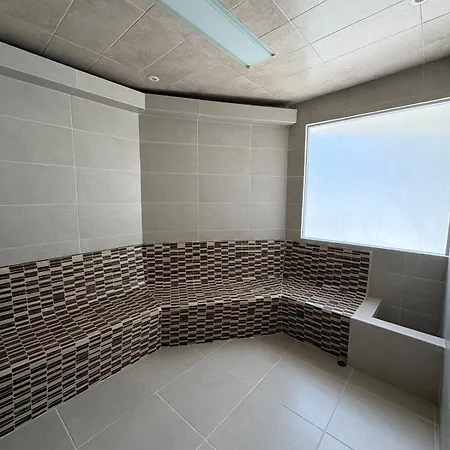 Apartamento Amplio Familiar Con Piscina En Serena Del Mar Cartagena