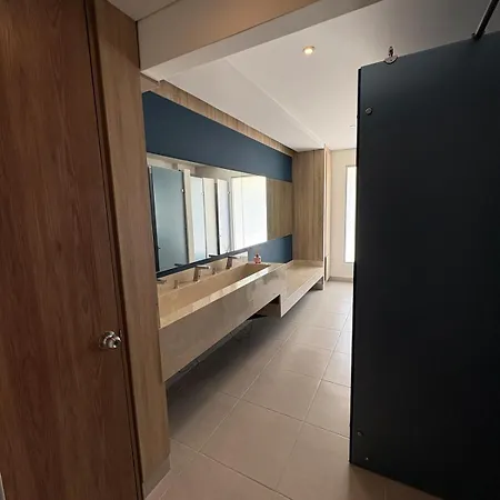 Amplio Familiar Con Piscina En Serena Del Mar Apartamento *