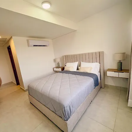 Amplio Familiar Con Piscina En Serena Del Mar Cartagena